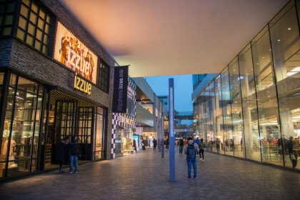 奥特莱斯 不止是日用百货，更是品牌折扣天堂