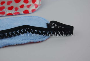 厂家直销供应印花缎绸压花边眼罩 义乌购优质日用品，打造舒适睡眠体验